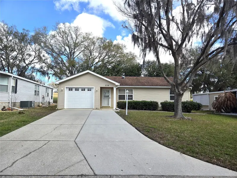 739 Heathrow Ave, FL