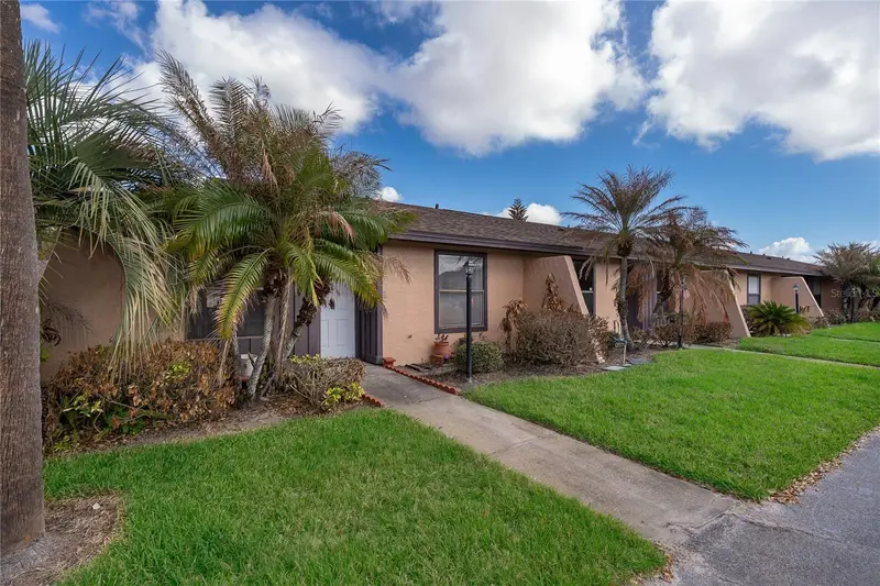 2123 St Marteen Ct, FL