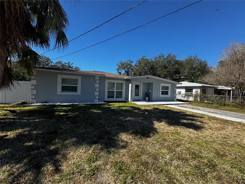 6914 N Ola Ave, FL