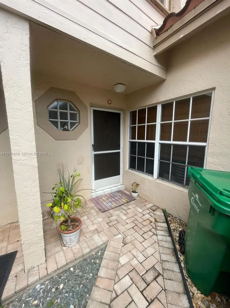 10803 Cypress Glen Dr #10803, FL