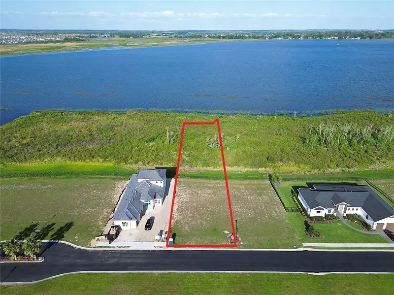 332 Caladium Ave, FL