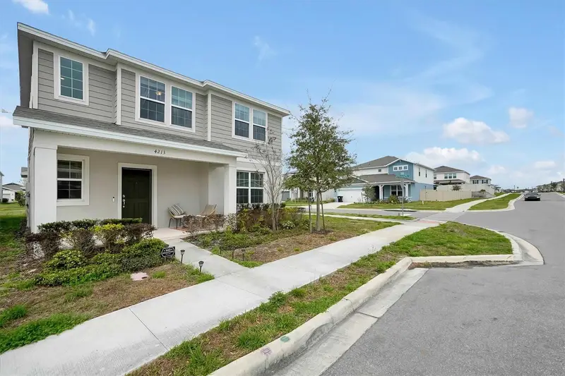 4213 Winding Pines Dr, FL