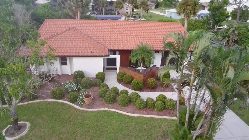 4696 Pompano St, FL