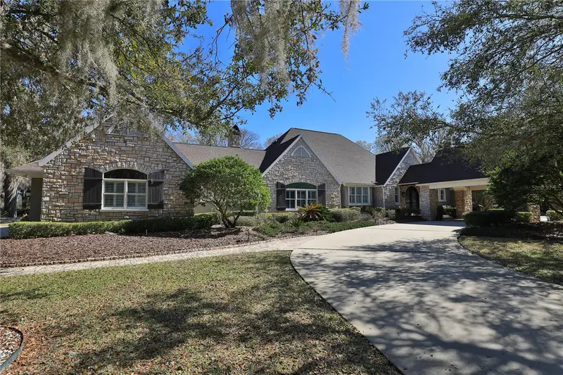 7963 Se 12th Cir, FL