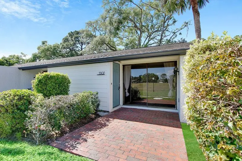 3507 Longmeadow #4, FL