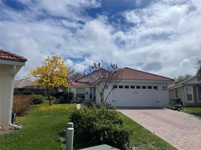 319 Niblick Cir, FL