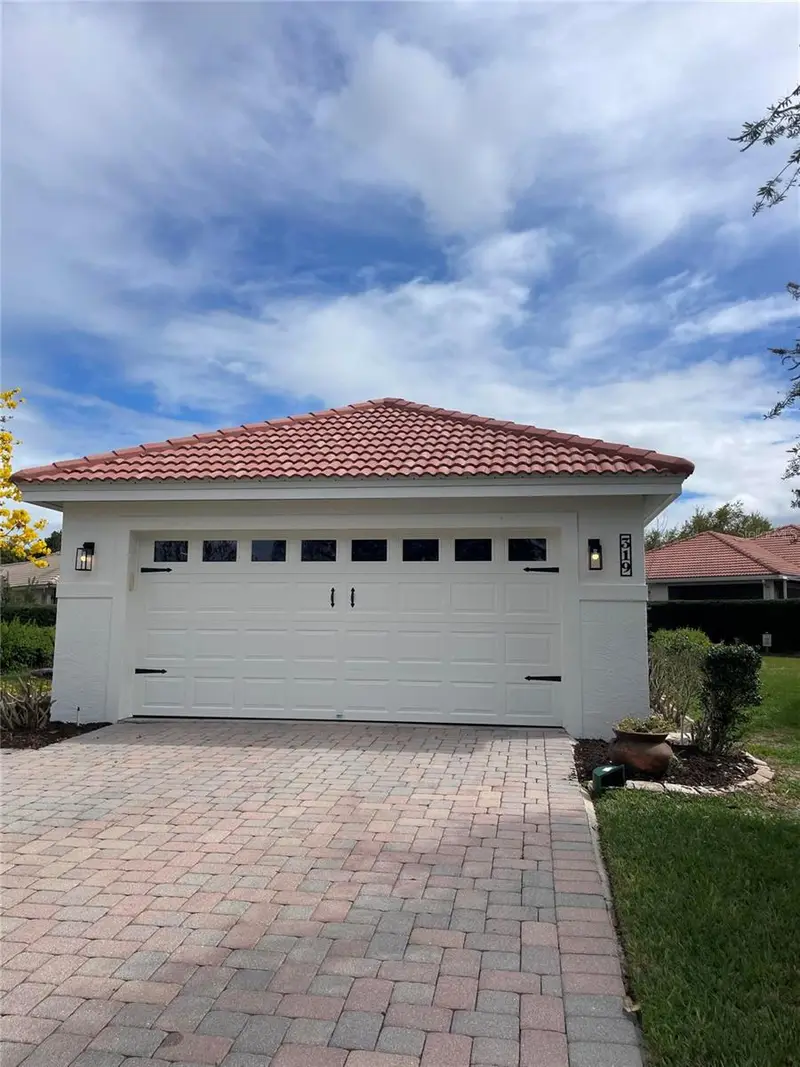 319 Niblick Cir, FL