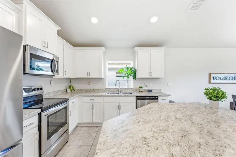 111 Krenson Bay Loop, FL