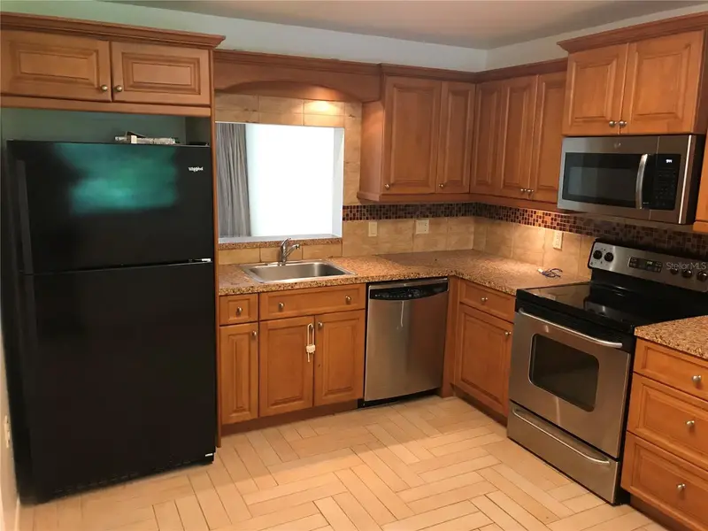 452 Palm Tree Dr #452, FL