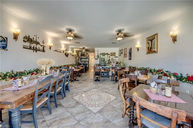 2414 Tamiami Trl #C, FL