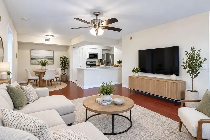 3032 Parkway Blvd #305, FL