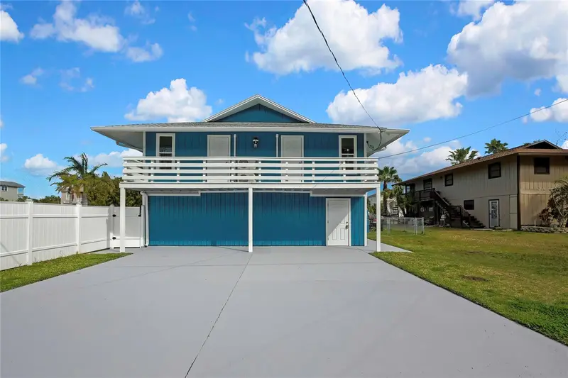 6703 Seaview Blvd, FL