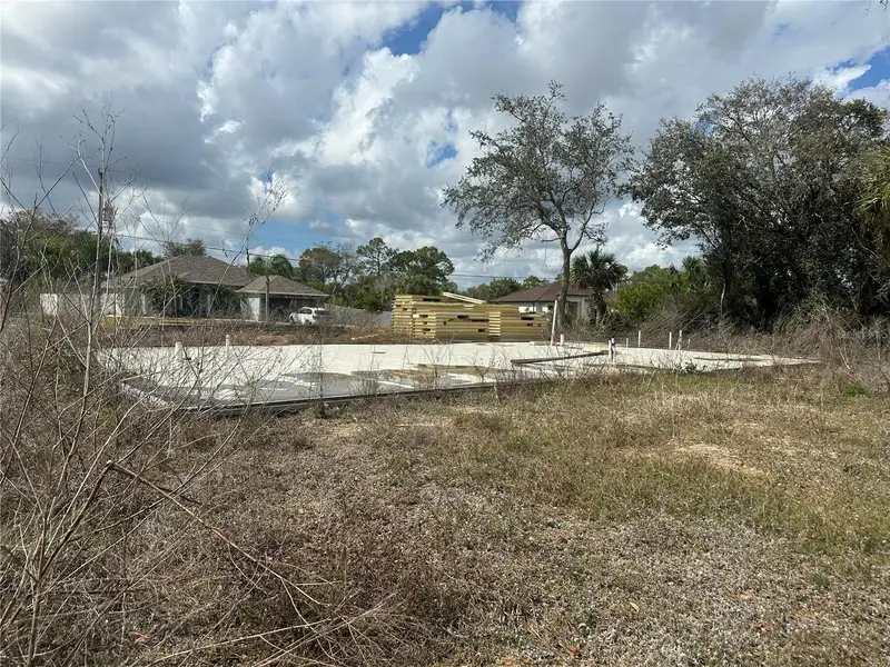 2647 Escambia Cir, FL