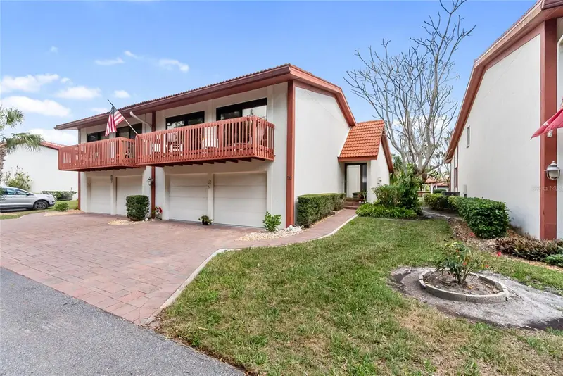 720 Sorrento Inlt, FL