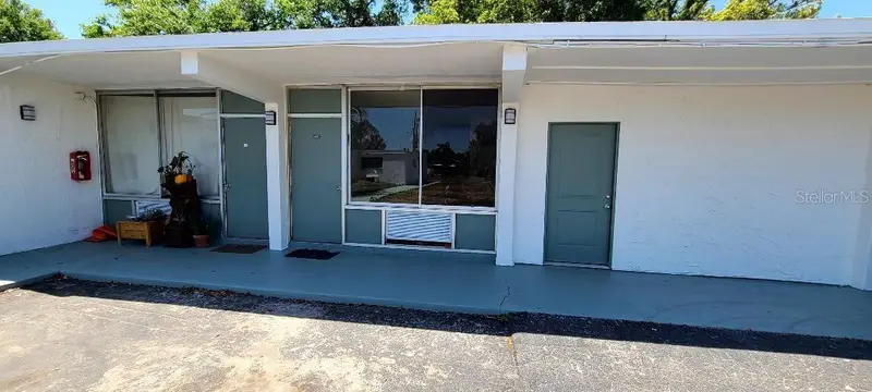 421 E Kennedy Blvd, FL