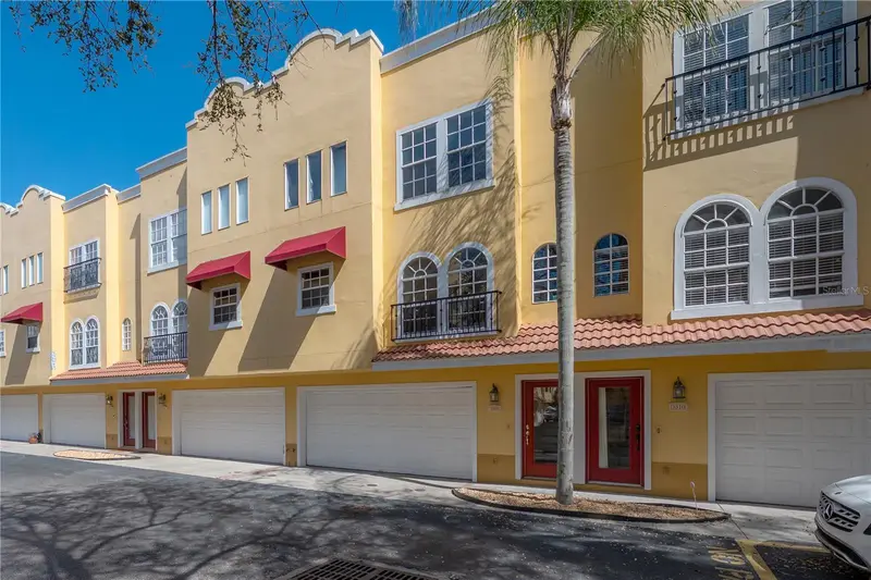 3308 Las Campos Pl, FL