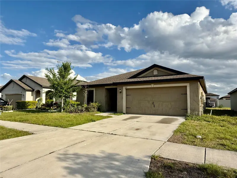 837 Chatham Walk Dr, FL