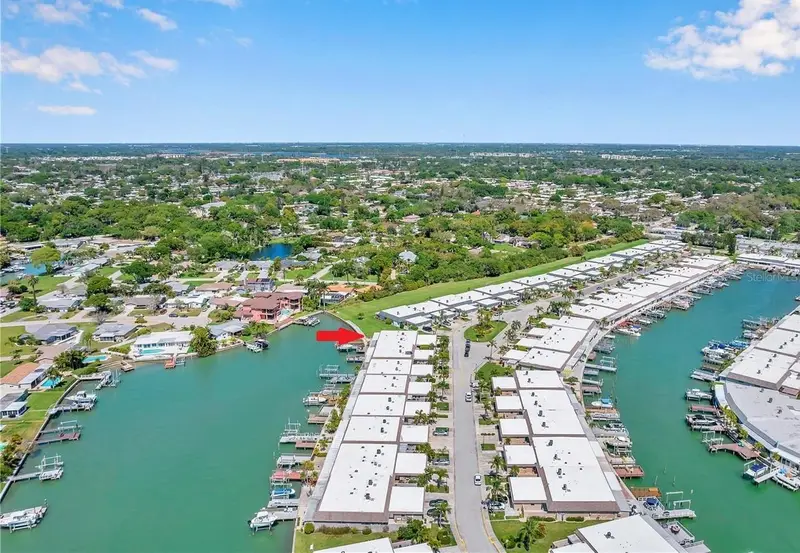 403 Boca Ciega Point Blvd N, FL