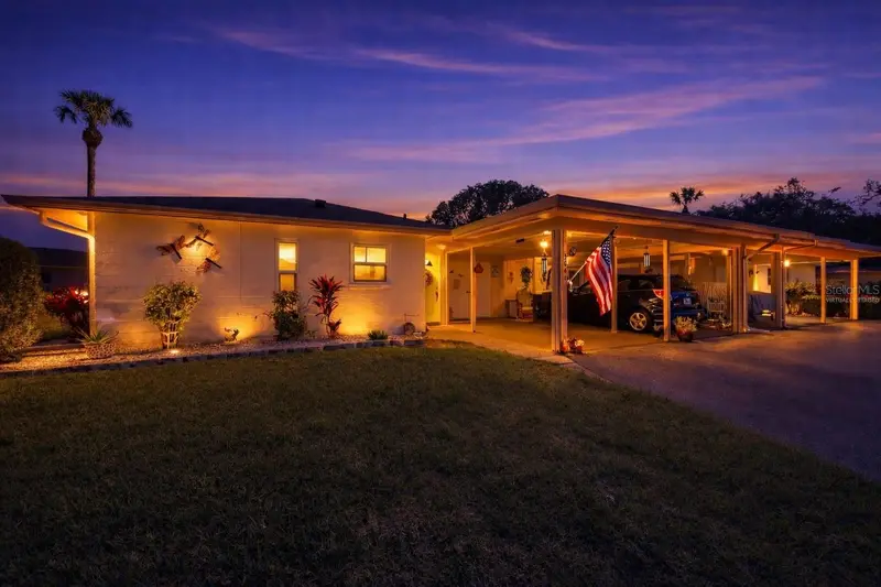 5061 Live Oak Circle, FL