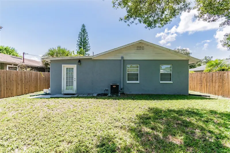 3611 W Anderson Ave, FL