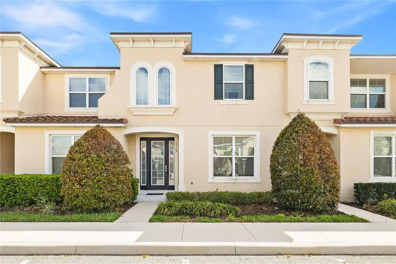 1569 Carey Palm Cir, FL