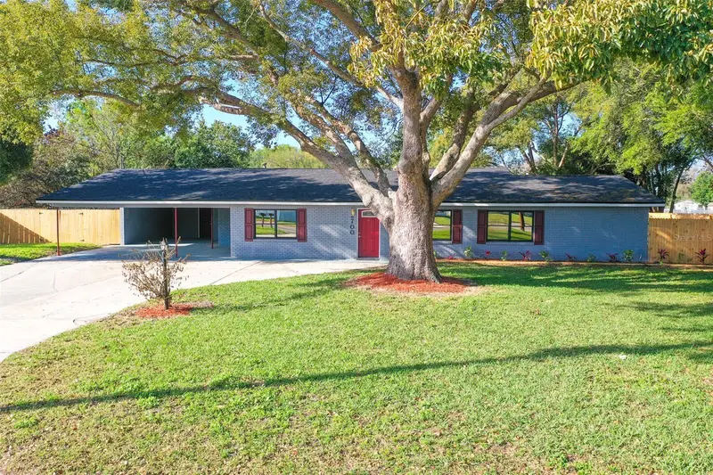 2700 Idylridge Way, FL
