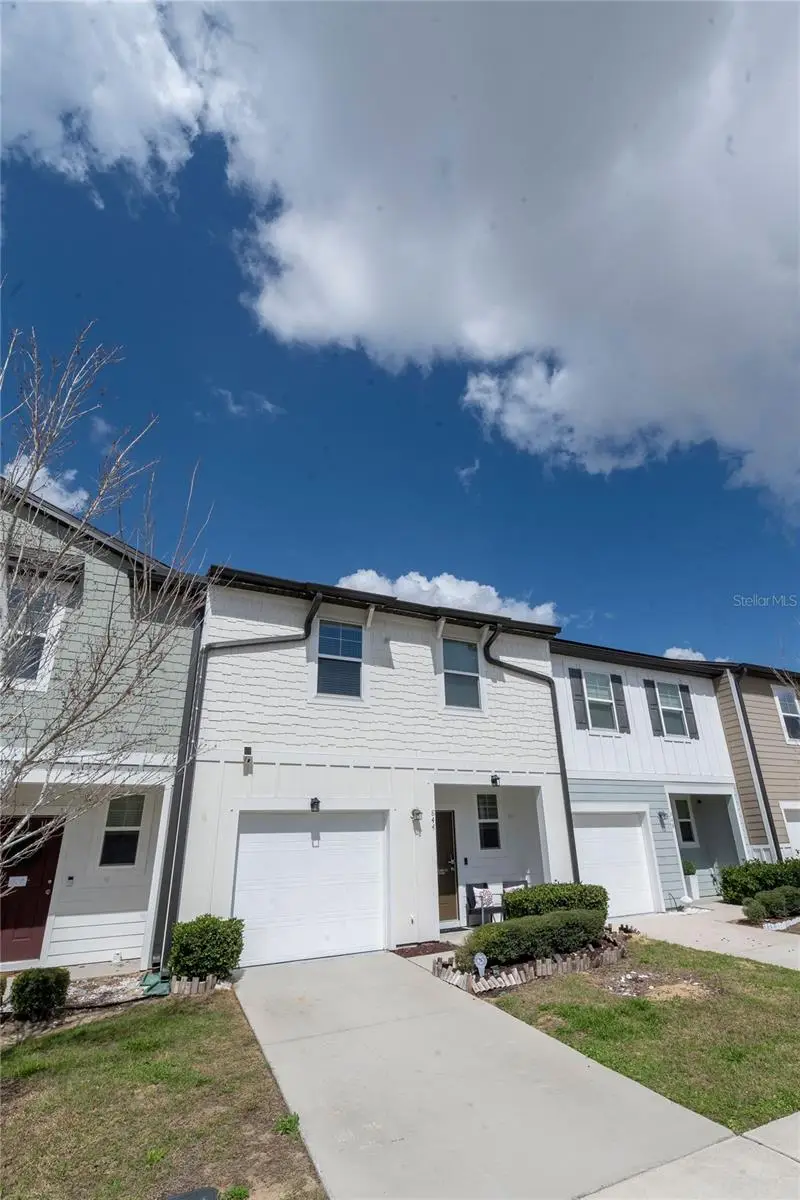 844 Grandin St, FL