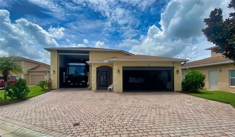 4152 Limerick Dr, FL