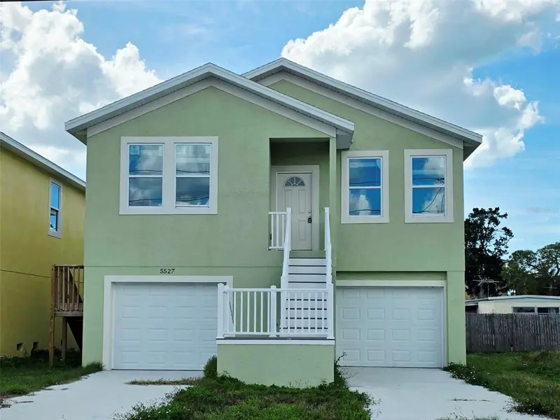 5527 Leisure Ln, FL