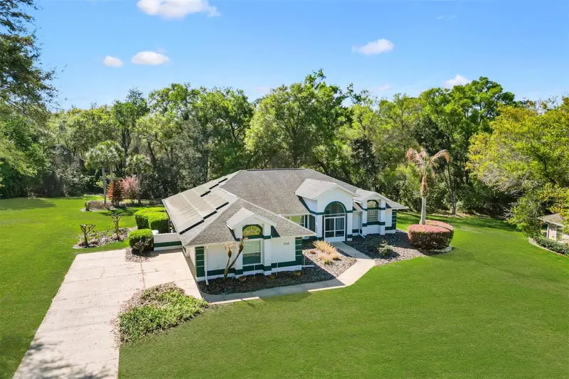 5312 Greens Dr, FL
