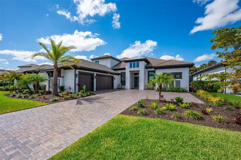 8458 Snowfall St, FL