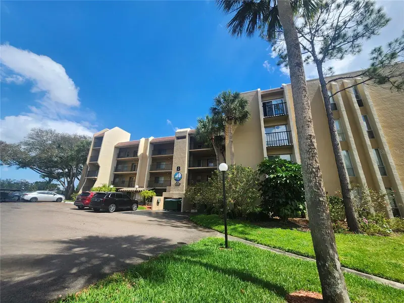 90 S Highland Ave #318, FL