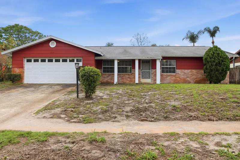1317 N Shangri La Dr, FL