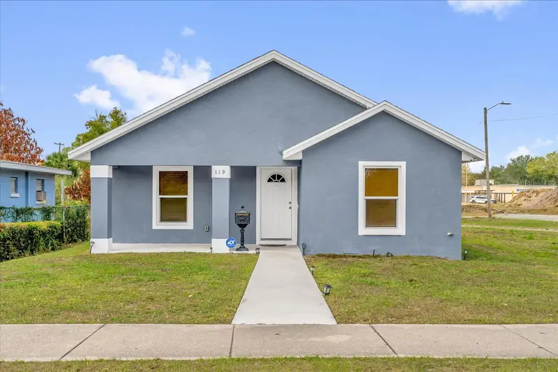 119 D St, FL