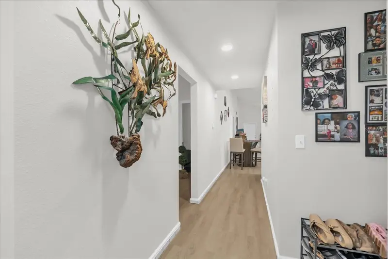 119 D St, FL