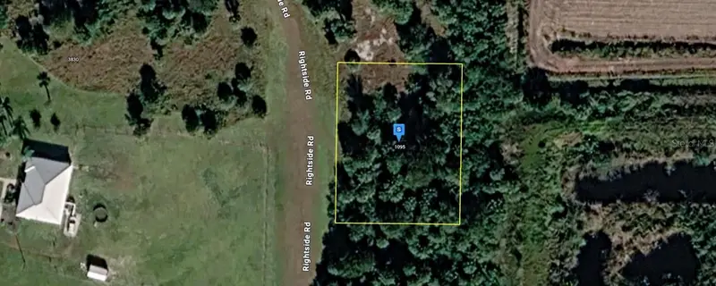 1095 Right Side Rd, FL
