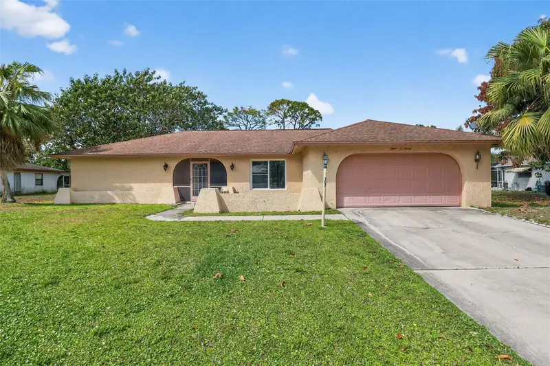 307 Maple Ave N, FL