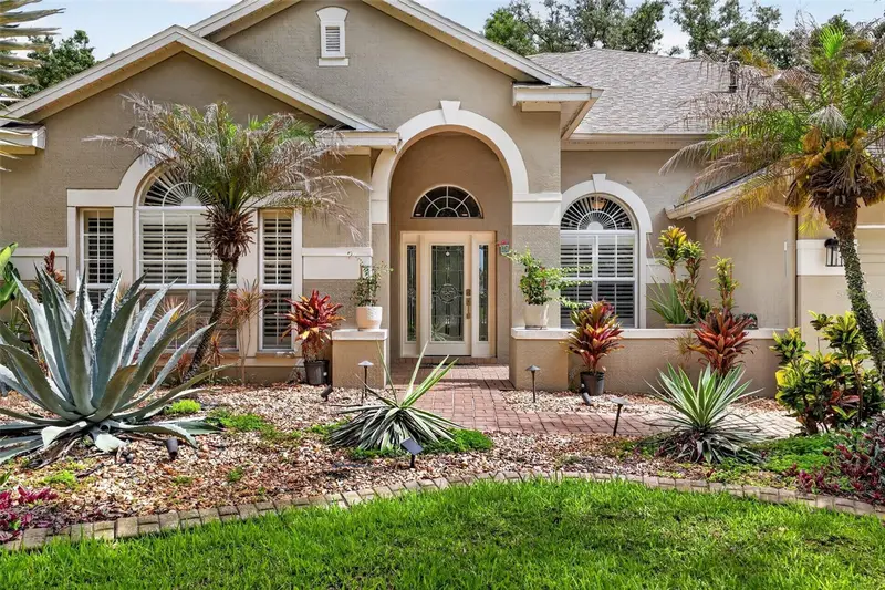 15020 Eaglerise Dr, FL