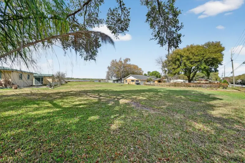 429 Longfellow Blvd, FL