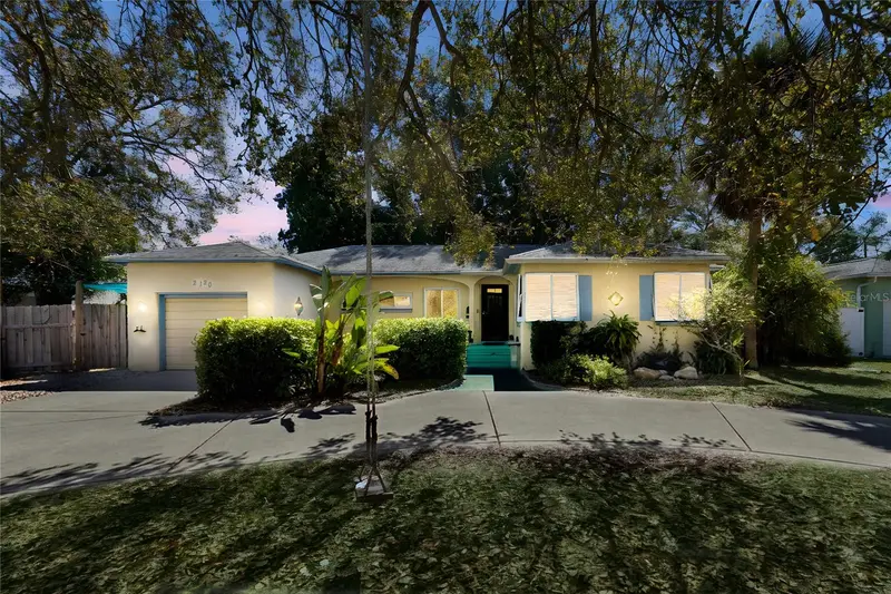 2120 Coronada Way S, FL