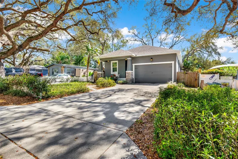 131 Pennsylvania Ave, FL