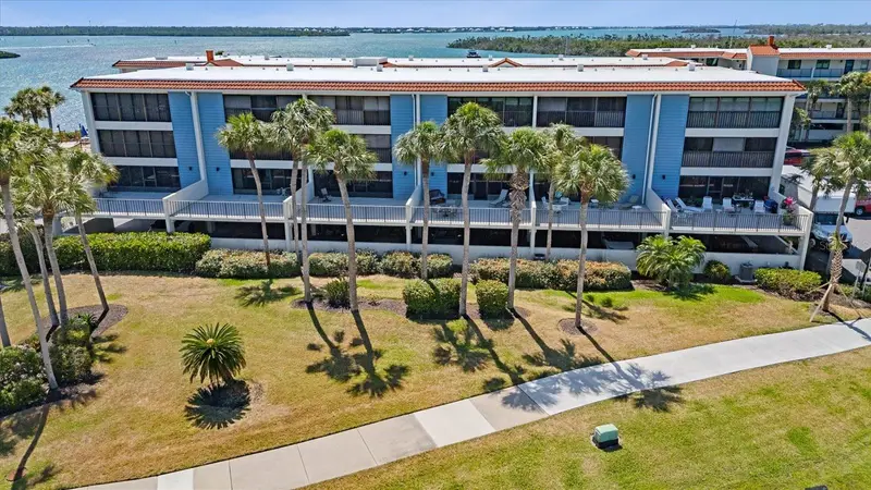 1701 Beach Rd #312, FL