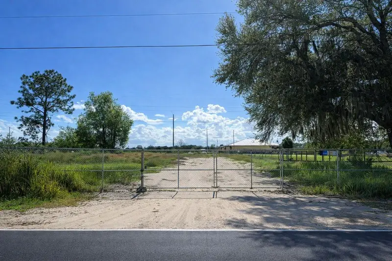 Maricamp Rd, FL
