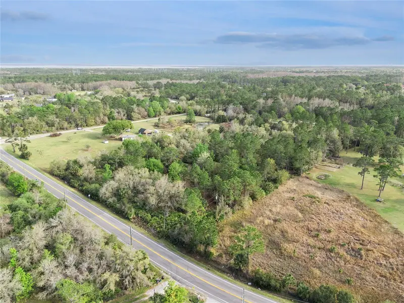 541 E Osceola Rd, FL