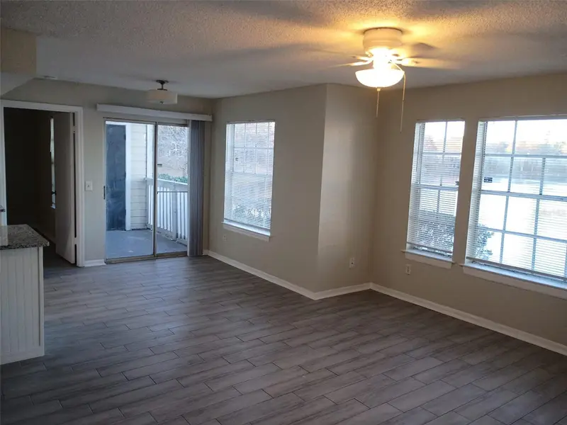 1037 S Hiawassee Rd #2818, FL