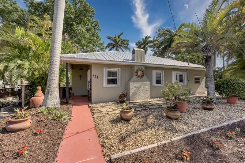 521 W Olympia Ave, FL