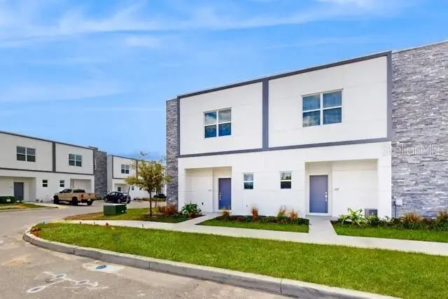 213 Famagusta Dr, FL