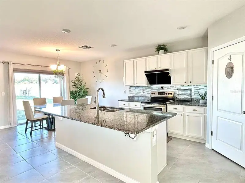 3048 Bethpage Loop, FL