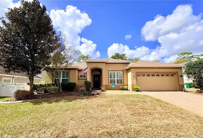 1528 Blue Grass Blvd, FL