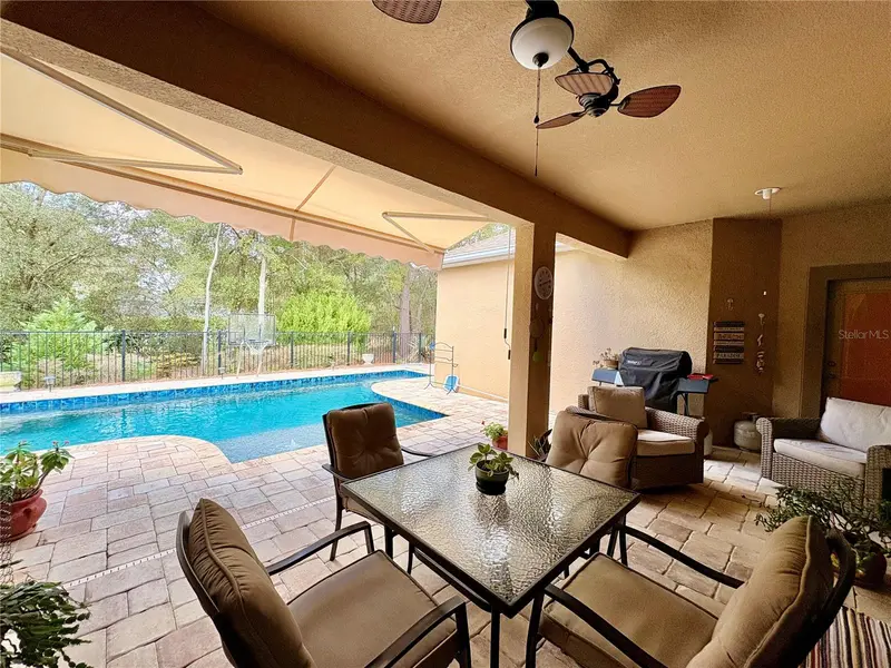 1528 Blue Grass Blvd, FL